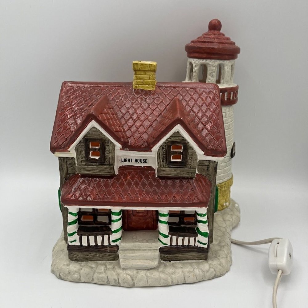 Ceramic Christmas/Holiday Lighthouse with Light - Vintage - circa 1989